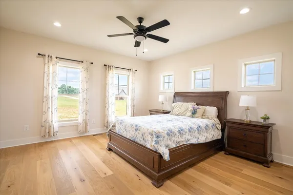 $634,000 | 114 Hurst Drive, Leoma, TN 38468