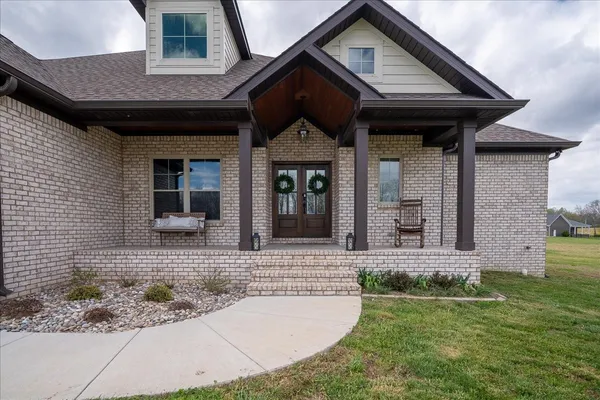 $634,000 | 114 Hurst Drive, Leoma, TN 38468