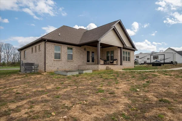 $634,000 | 114 Hurst Drive, Leoma, TN 38468