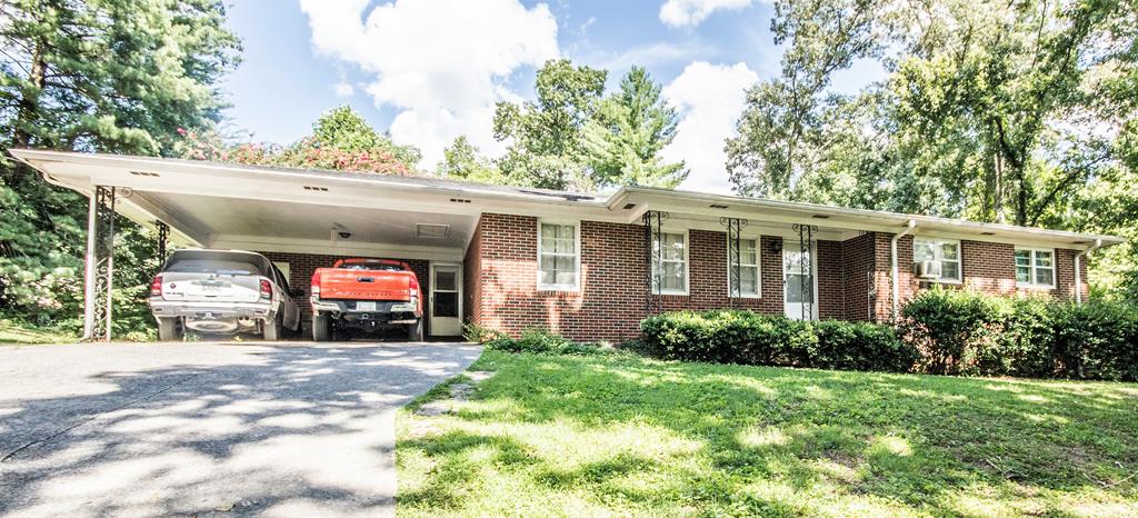 302 Westbrook Road Dalton, GA 30721 - Photo 1 of 1 Main View