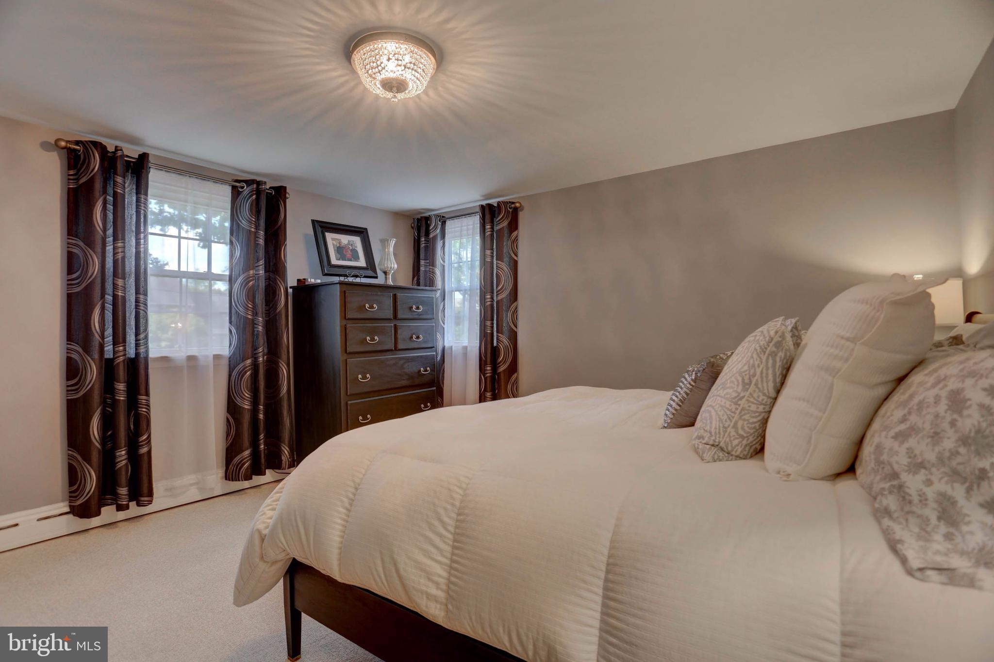 1427 Eden Road Lancaster, PA 17601 - Photo 12 of 39