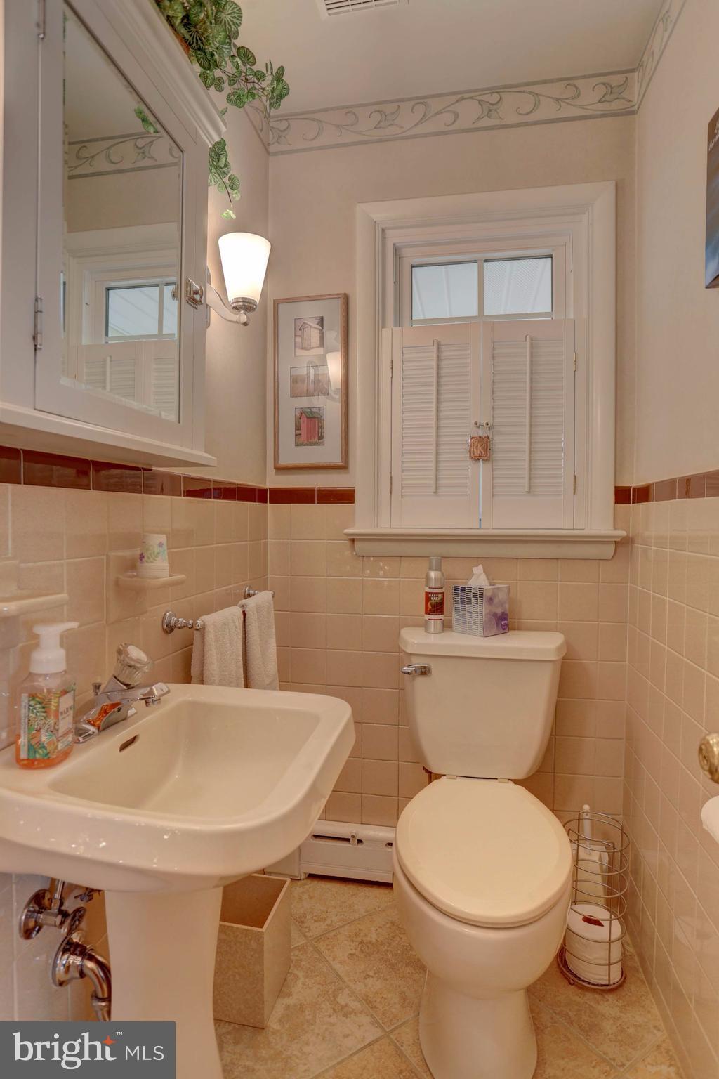 1427 Eden Road Lancaster, PA 17601 - Photo 26 of 39