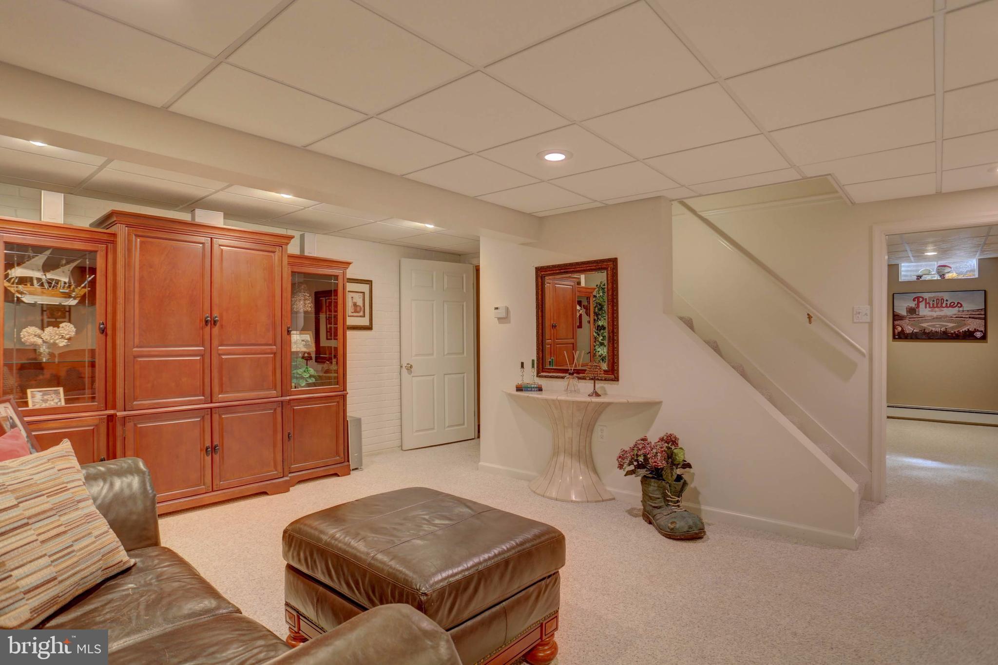 1427 Eden Road Lancaster, PA 17601 - Photo 34 of 39
