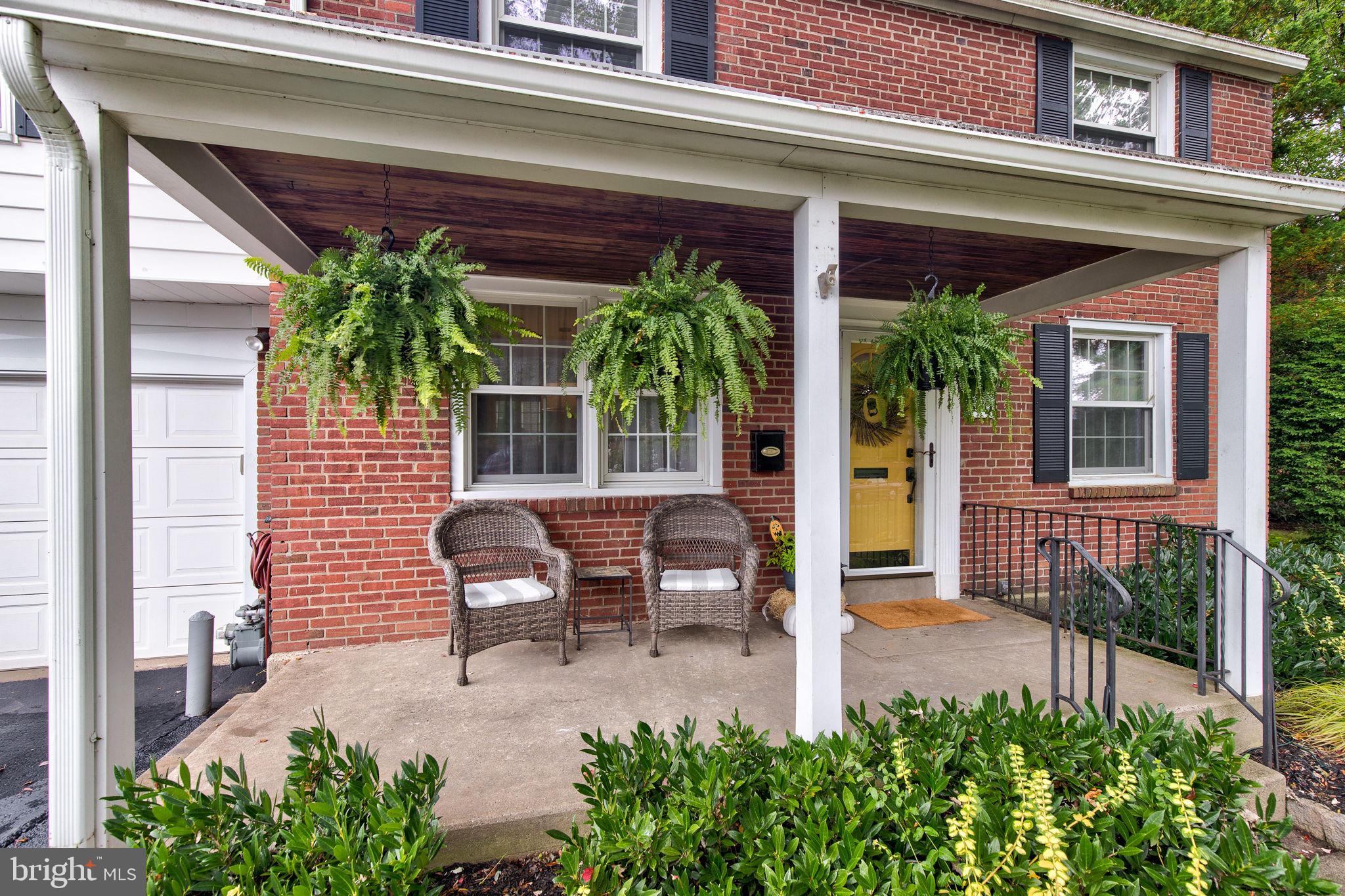 600 Covington Road Havertown, PA 19083 - Photo 2 of 35 Front Porch