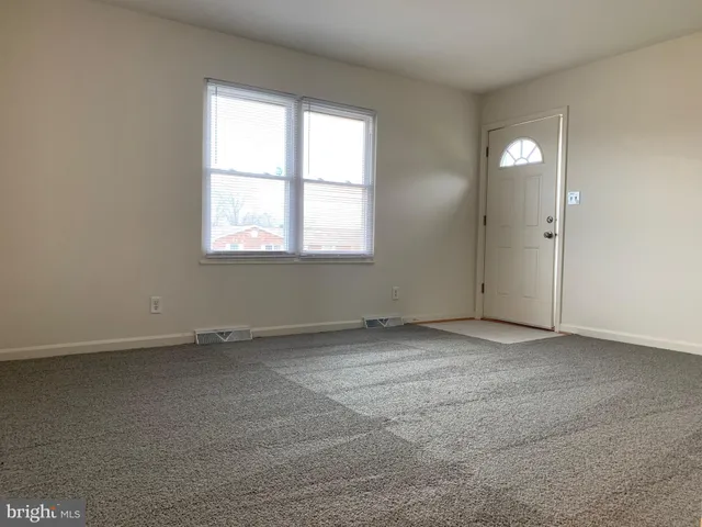 $1,450 | 1813 Meadow Drive, Fredericksburg, VA 22405