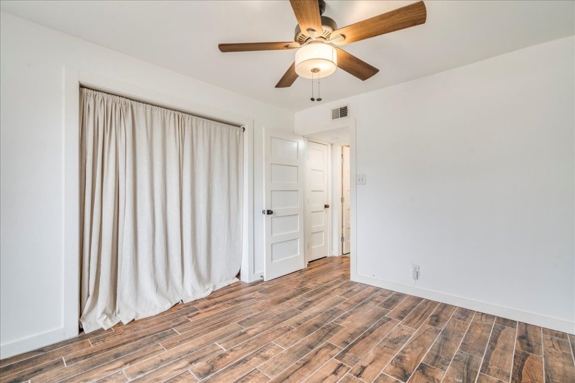 1601 Faro Drive, Unit 1402 Austin, TX 78741 - Photo 18 of 28