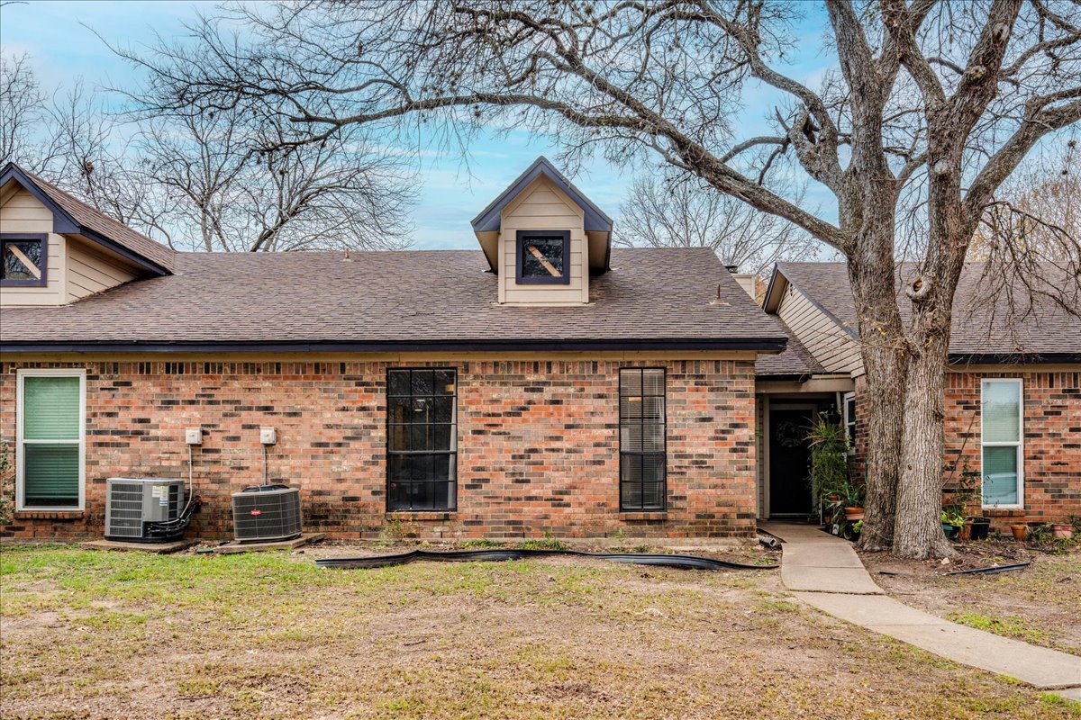 1601 Faro Drive, Unit 1402 Austin, TX 78741 - Photo 24 of 29
