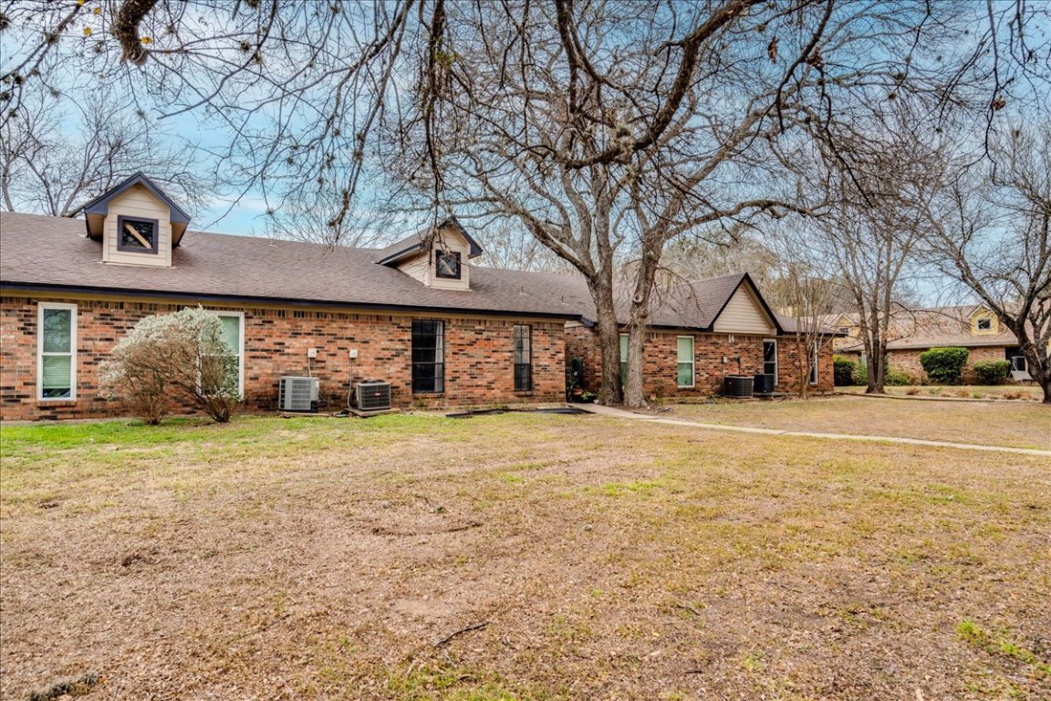 1601 Faro Drive, Unit 1402 Austin, TX 78741 - Photo 26 of 28