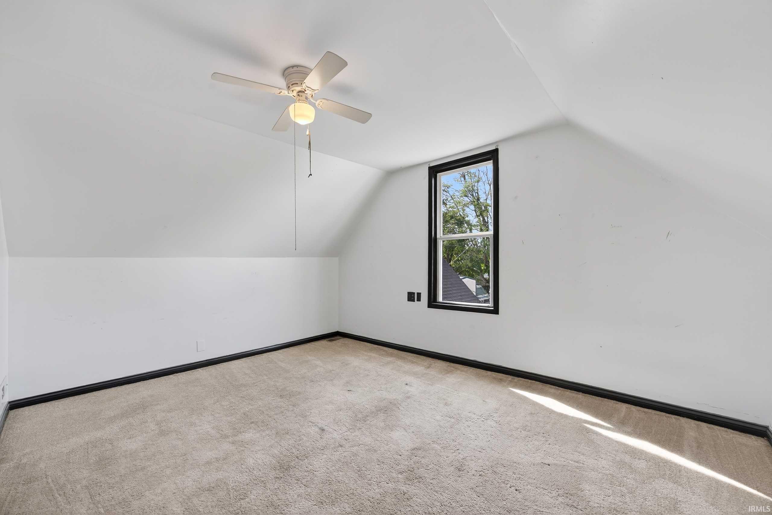 213 North 8th Street Mitchell, IN 47446 - Photo 29 of 36