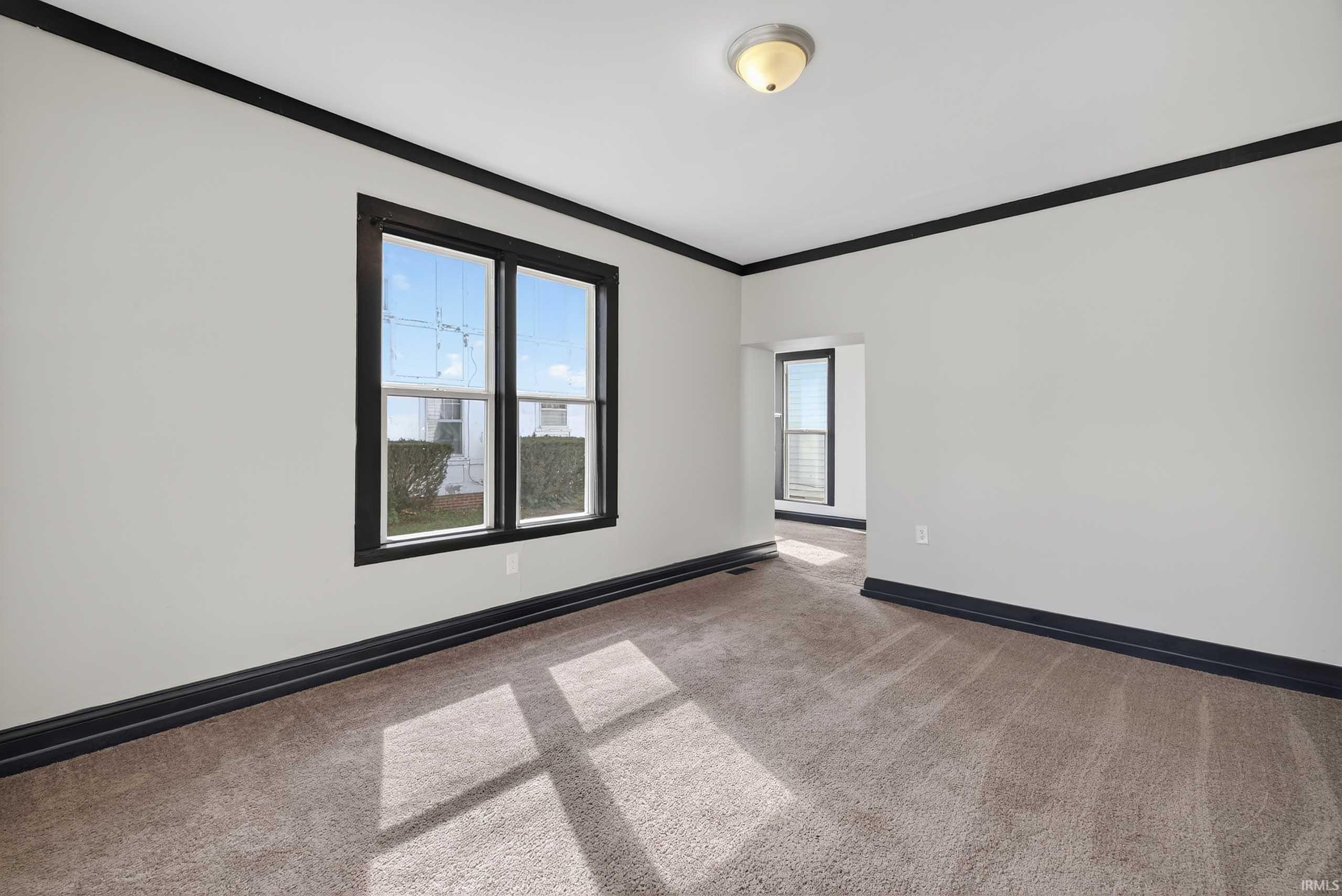 213 North 8th Street Mitchell, IN 47446 - Photo 7 of 36