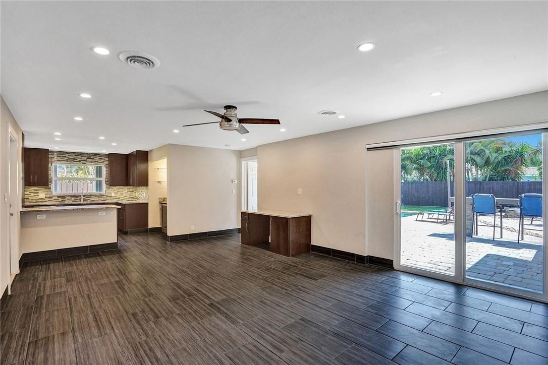 598 Northwest 14th Avenue Boca Raton, FL 33486 - Photo 12 of 62 Photo 12