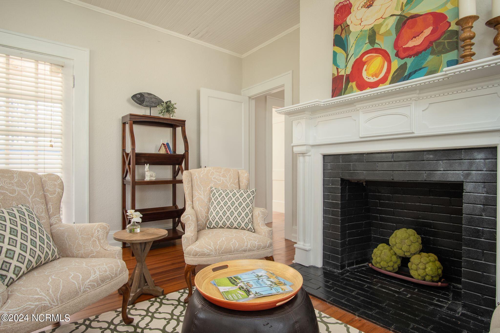 2405 Old Cherry Point Road New Bern, NC 28560 - Photo 11 of 45 Living Room
