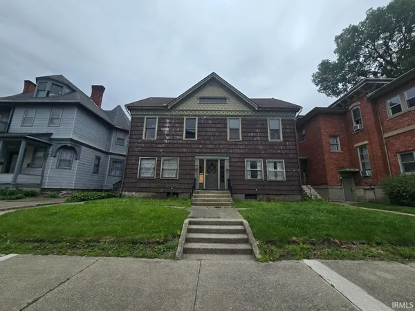 $350,000 | 813 West Berry Street, Fort Wayne, IN 46802