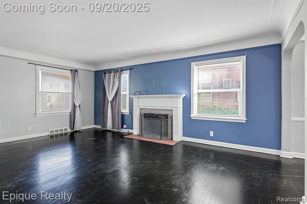 20201 Stratford Road Detroit, MI 48221 - Photo 5 of 25