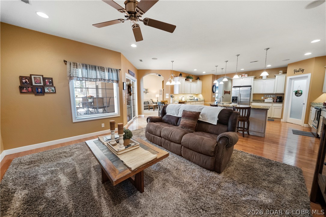 47 Mockingbird Road Lake Ozark, MO 65049 - Photo 23 of 65 second living room