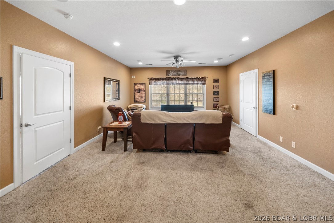 47 Mockingbird Road Lake Ozark, MO 65049 - Photo 33 of 65