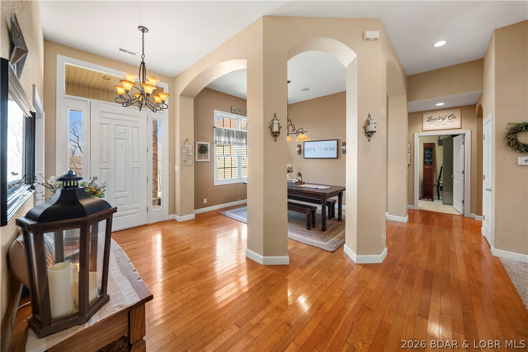 47 Mockingbird Road Lake Ozark, MO 65049 - Photo 7 of 65 thoughtfully designed entryway