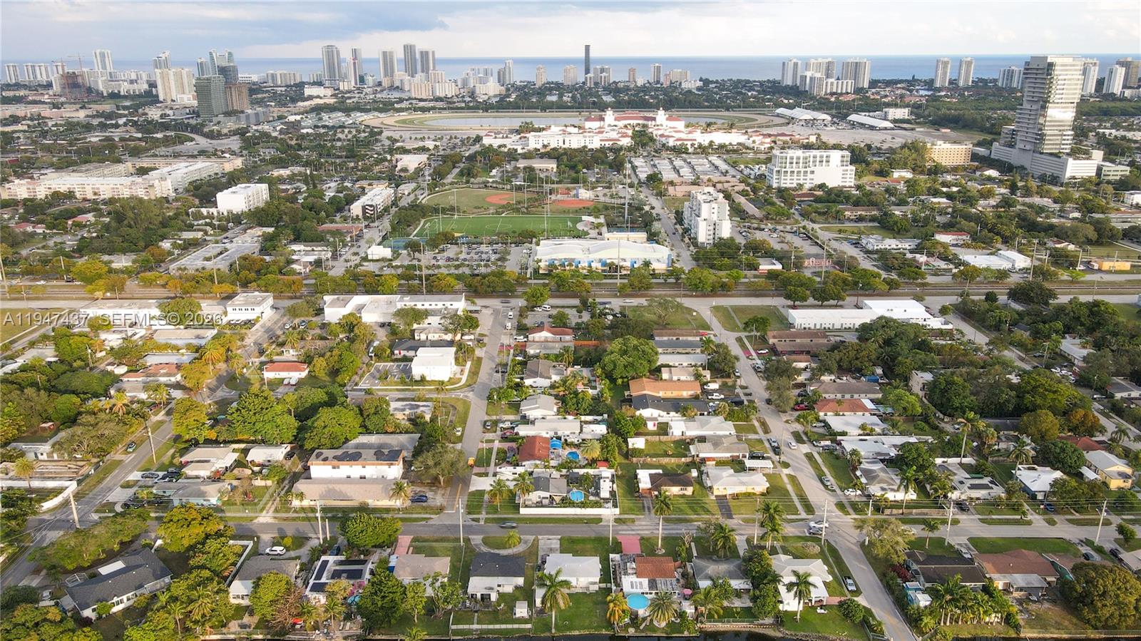 117 Southwest 6th Street Hallandale Beach, FL 33009 - Photo 39 of 40