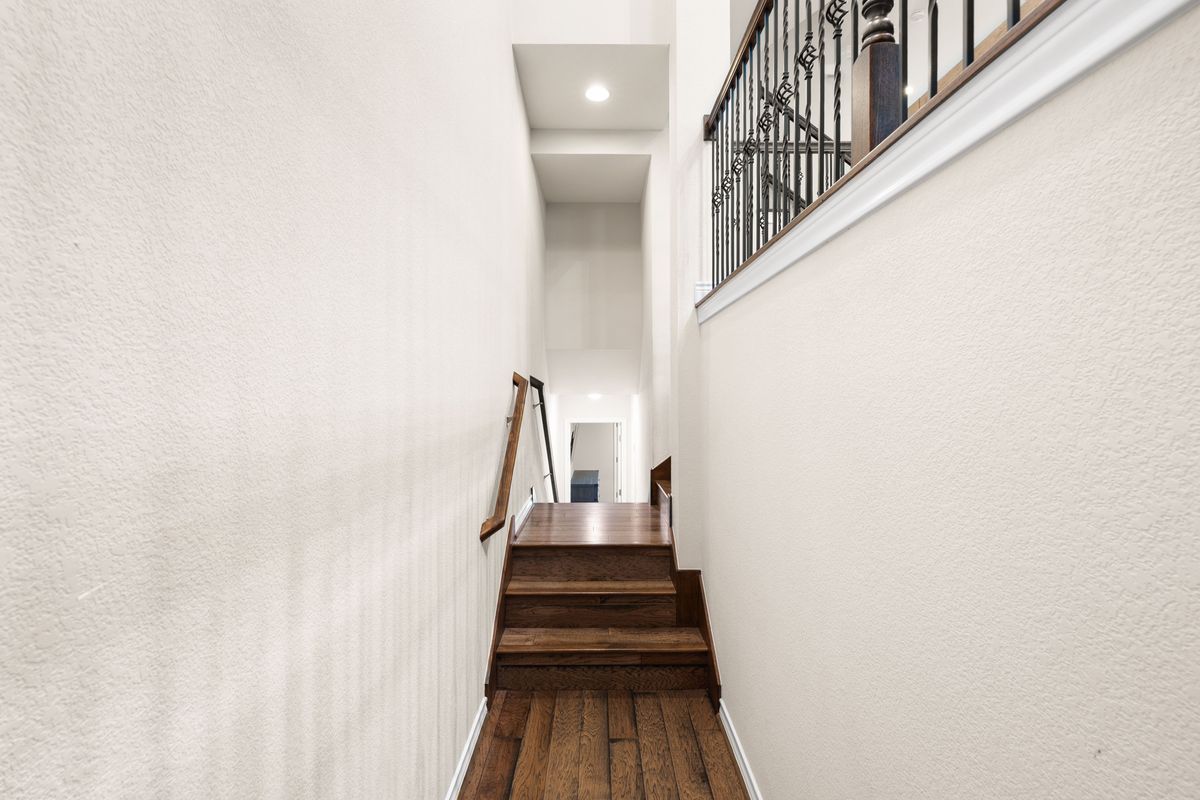 1116 Highknoll Lane Georgetown, TX 78628 - Photo 26 of 36 a view of entryway