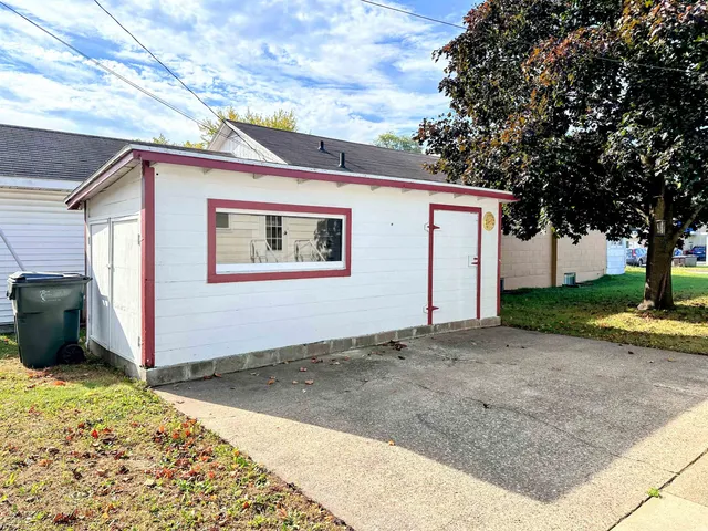 $239,000 | 1202 South 9th Street, Prairie du Chien, WI 53821