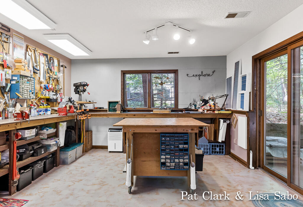 17469 West Spring Lake Road Spring Lake, MI 49456 - Photo 25 of 52 17469WSPringLakeRd35Lores