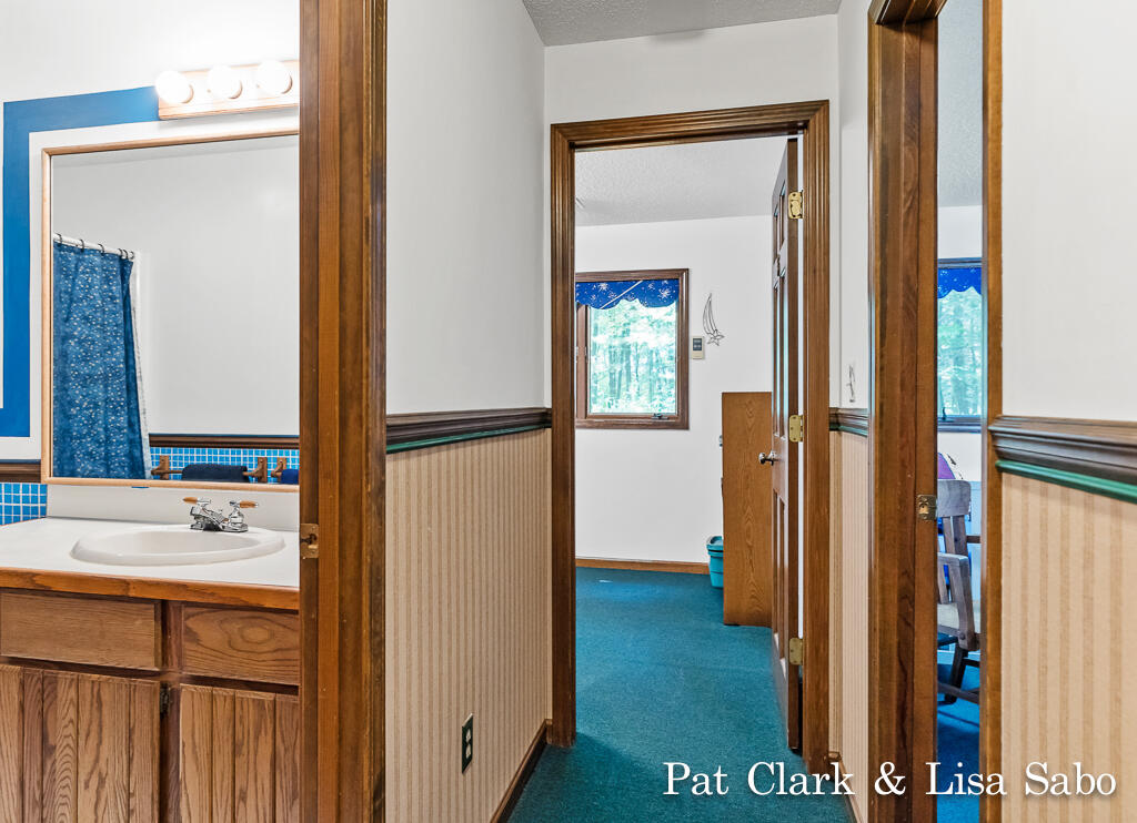 17469 West Spring Lake Road Spring Lake, MI 49456 - Photo 30 of 52 17469WSPringLakeRd40Lores