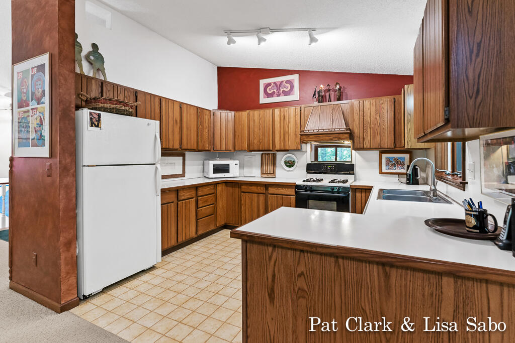 17469 West Spring Lake Road Spring Lake, MI 49456 - Photo 7 of 52 17469WSPringLakeRd17Lores