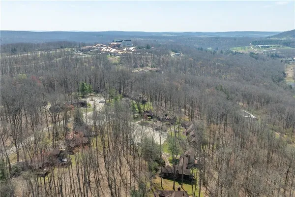 $425,000 | 620 The Maples, Farmington, PA 15437