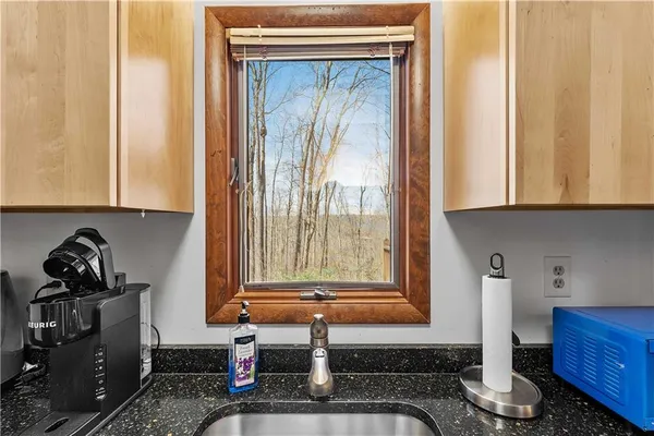 $425,000 | 620 The Maples, Farmington, PA 15437