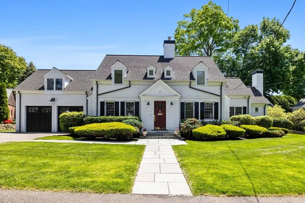 $3,095,000 | 20 Risley Road, Newton, MA 02465