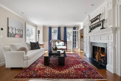 $3,095,000 | 20 Risley Road, Newton, MA 02465