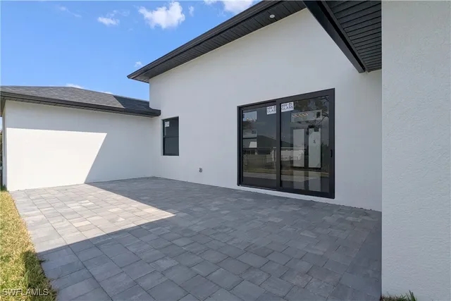 a view of backyard of house