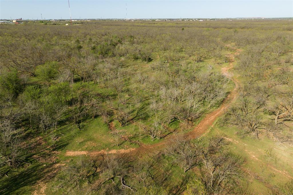 2206 Turtle Creek Road Wichita Falls, TX 76309 - Photo 11 of 38