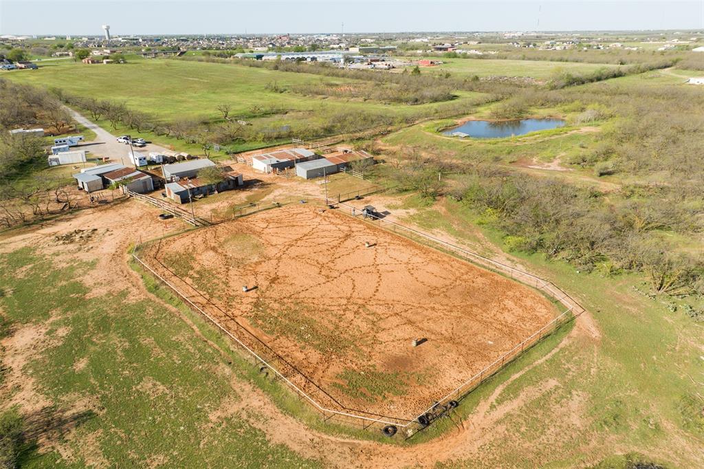 2206 Turtle Creek Road Wichita Falls, TX 76309 - Photo 18 of 38 a view of an ocean