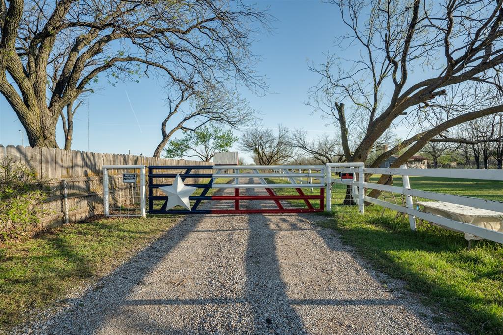 2206 Turtle Creek Road Wichita Falls, TX 76309 - Photo 20 of 38 a view of a house with a yard