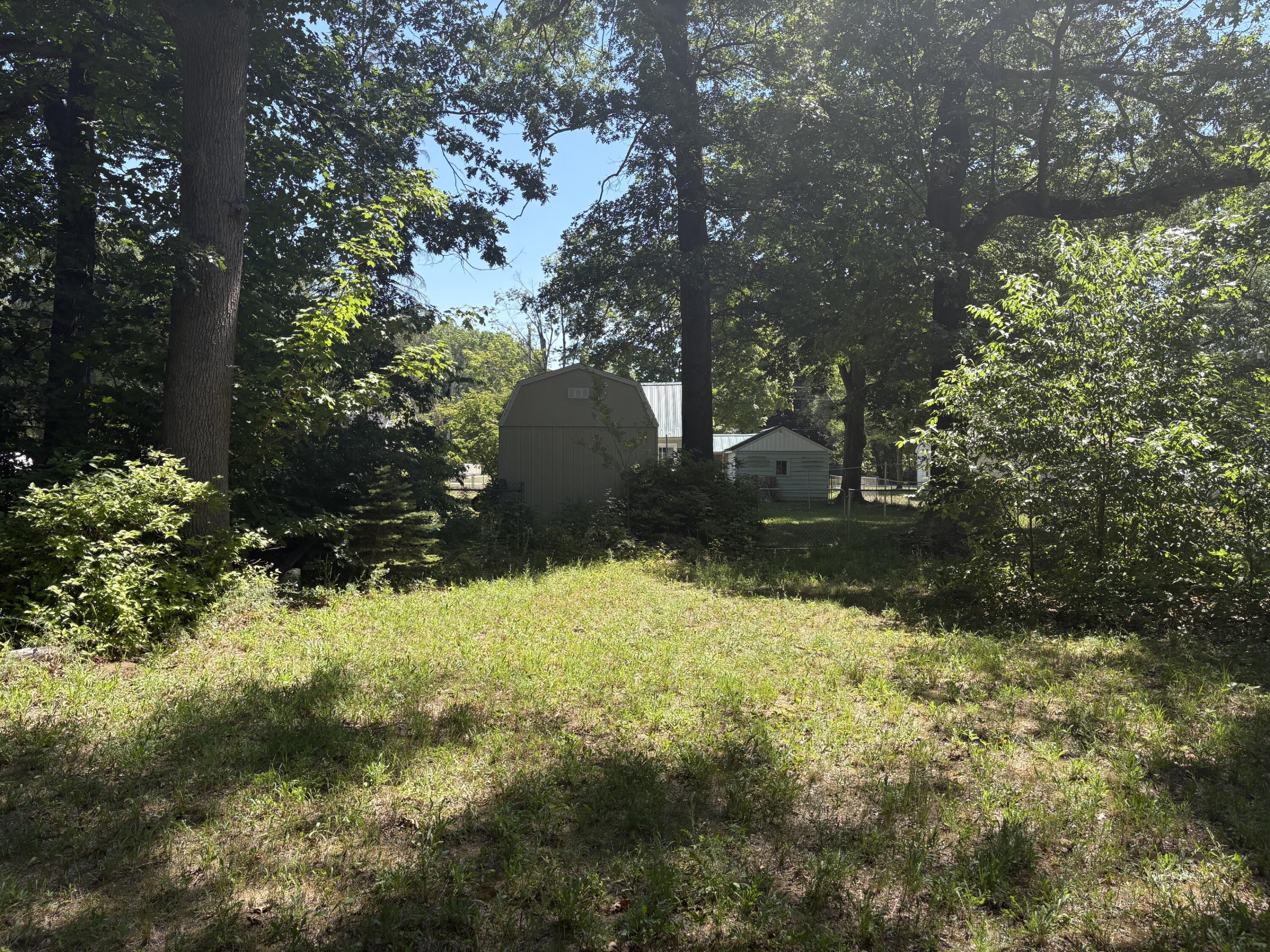 575 South Wolf Lake Road Muskegon, MI 49442 - Photo 37 of 55 IMG_9407 (1)