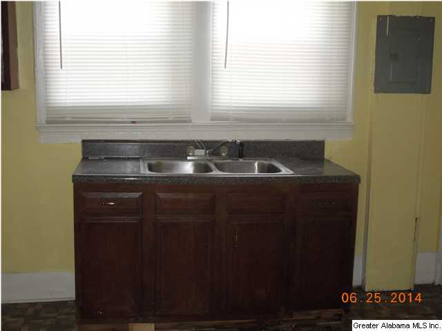2223 Exeter Avenue Bessemer, AL 35020 - Photo 8 of 14