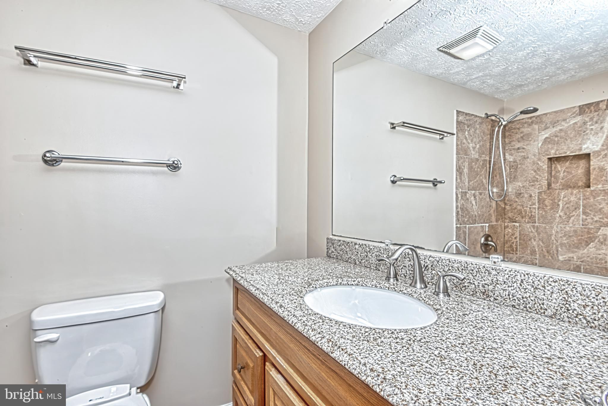 12828 Pinecrest Road Herndon, VA 20171 - Photo 20 of 46
