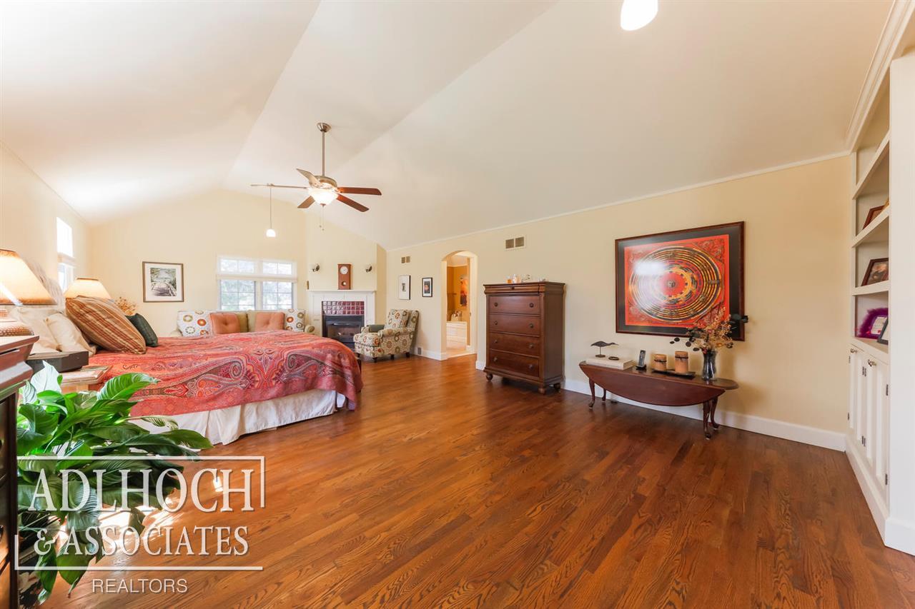 15725 Windmill Point Grosse Pointe, MI 48230 - Photo 31 of 58