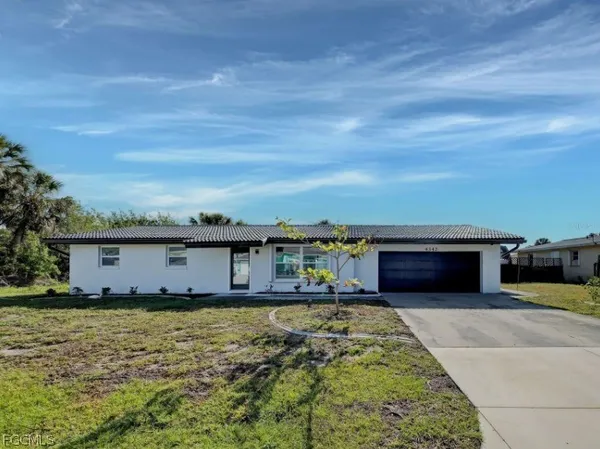 $2,500 | 4342 Ewing Circle, Port Charlotte, FL 33948