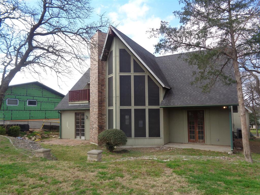 110 Pawnee Trail Gainesville, TX 76240 - Photo 3 of 10 Back