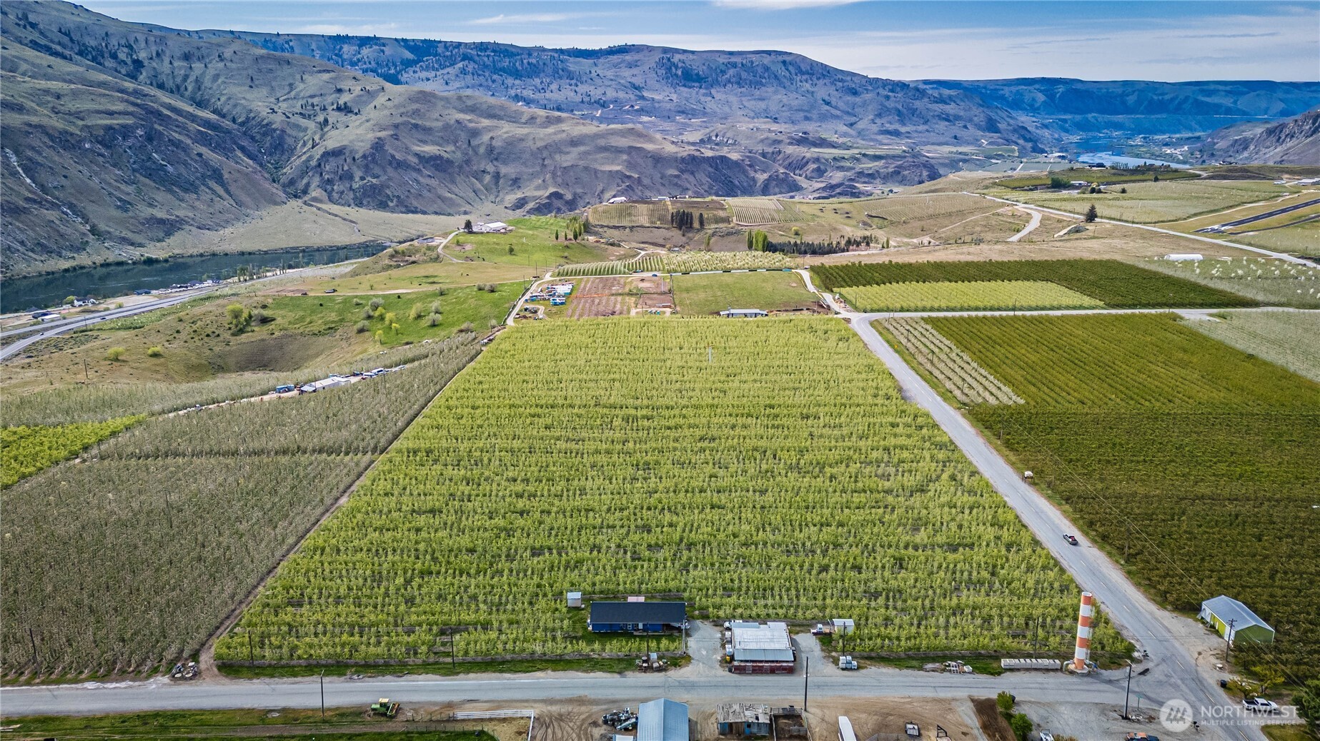 58 Substation Road Chelan, WA 98816 - Photo 1 of 21