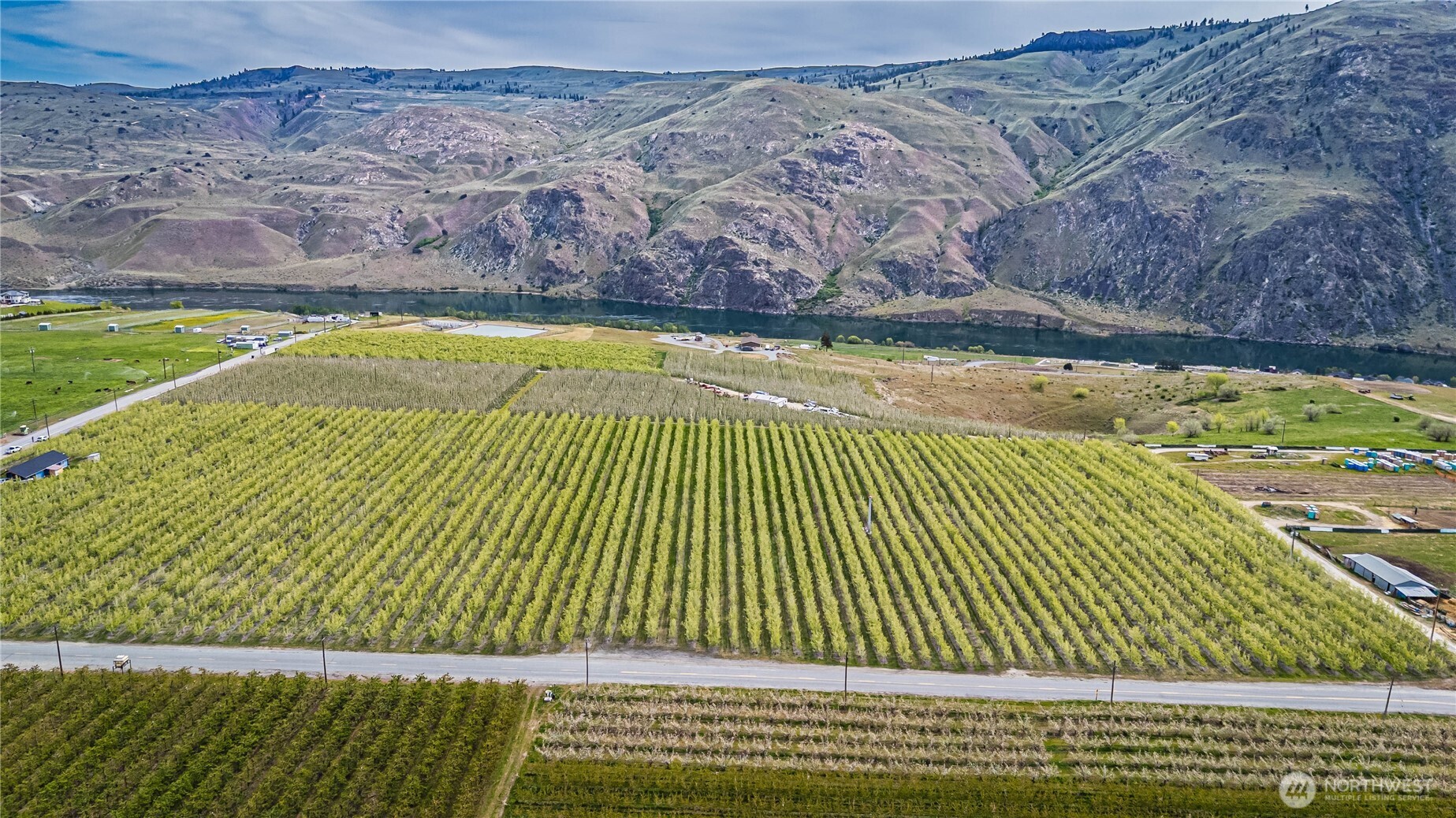 58 Substation Road Chelan, WA 98816 - Photo 12 of 21