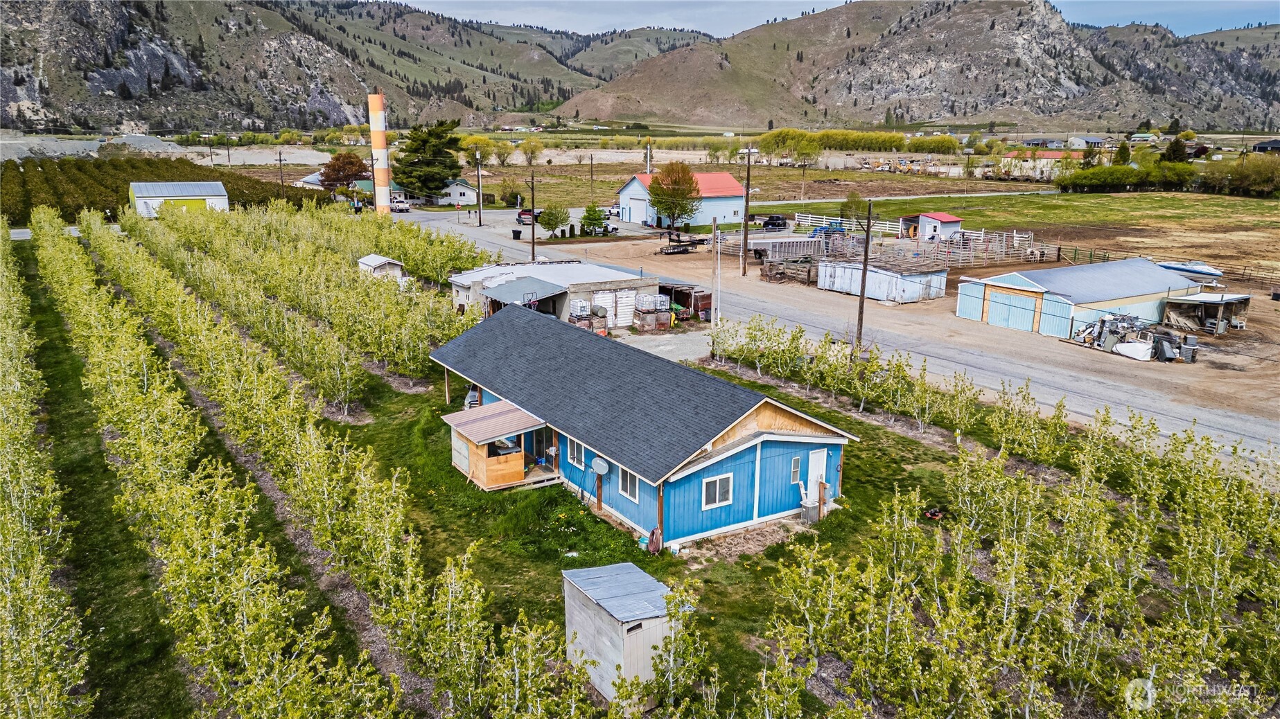 58 Substation Road Chelan, WA 98816 - Photo 18 of 21