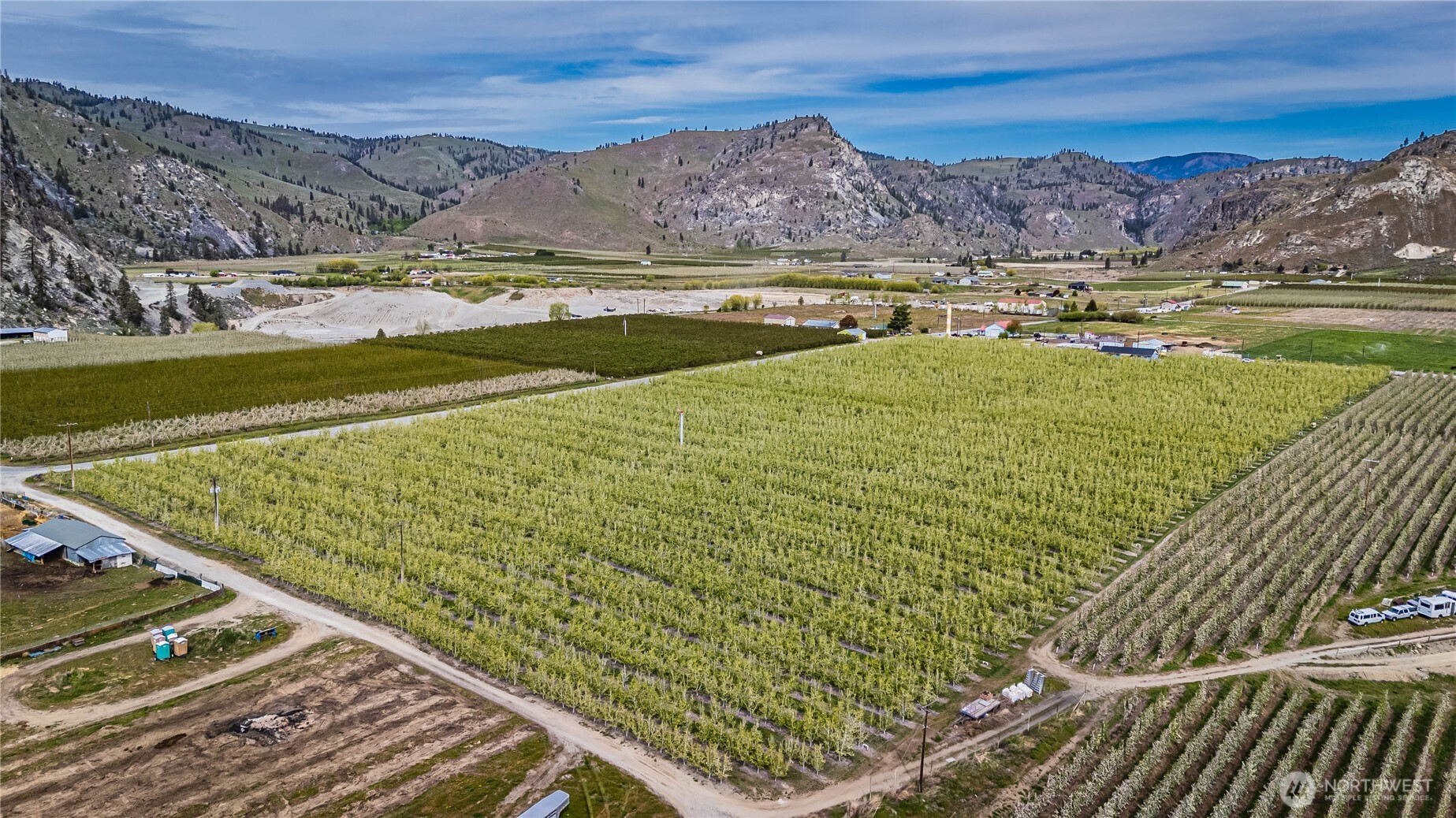 58 Substation Road Chelan, WA 98816 - Photo 8 of 21