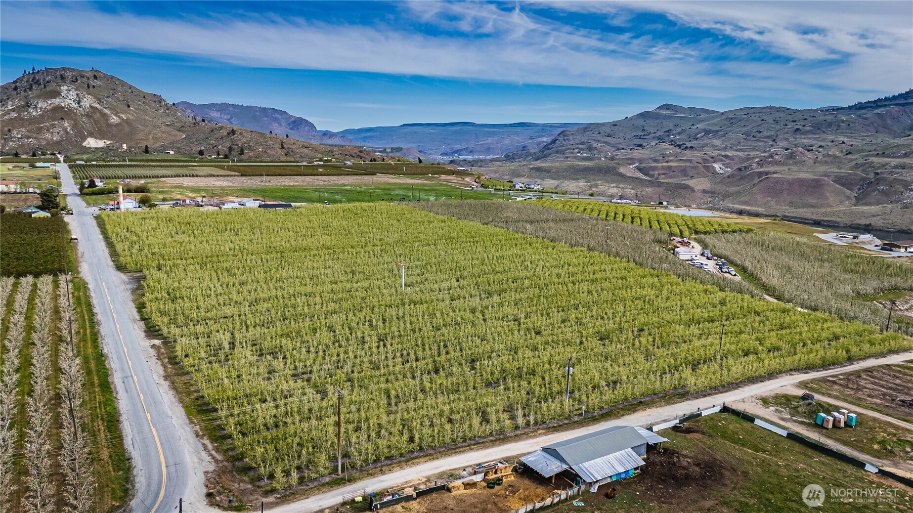 58 Substation Road Chelan, WA 98816 - Photo 10 of 21