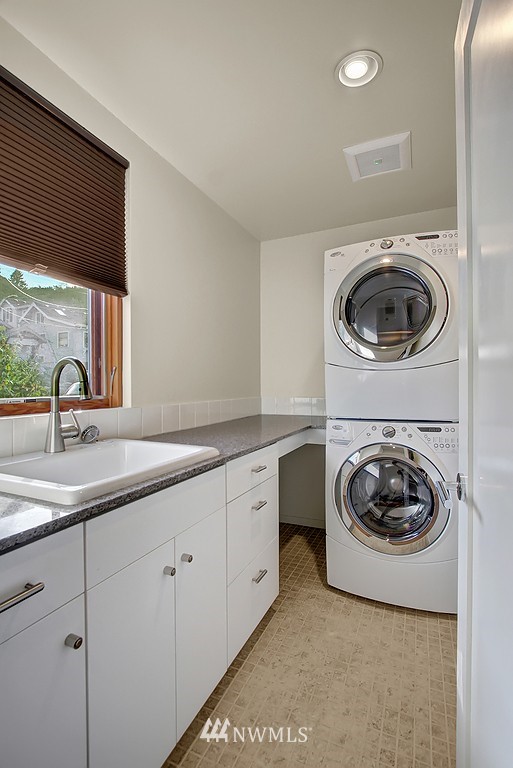 808 North 60th Street Seattle, WA 98103 - Photo 12 of 12