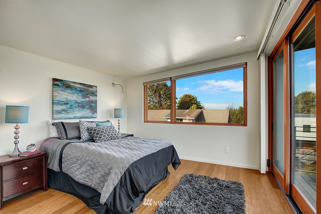 808 North 60th Street Seattle, WA 98103 - Photo 5 of 12