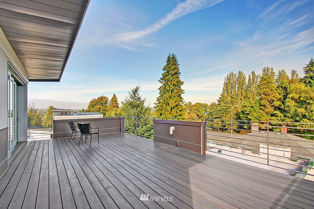 808 North 60th Street Seattle, WA 98103 - Photo 8 of 12
