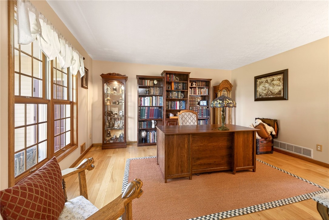 3249 Big Ridge Road Ogden, NY 14559 - Photo 23 of 50 Office/den